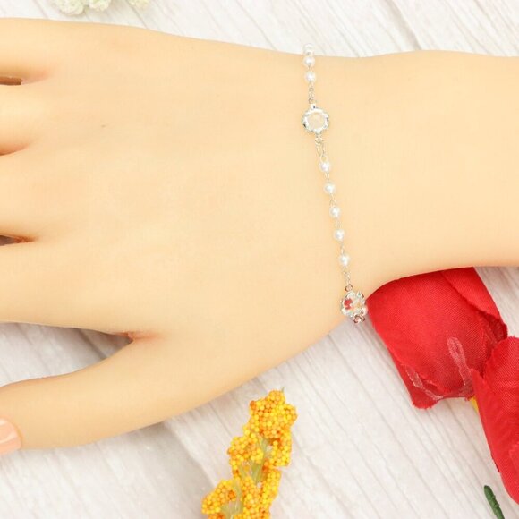 "Trendy Handmade Bracelet – A Thoughtful Gift for Girls & Women | UNVRC1329 - Picture 2 of 10